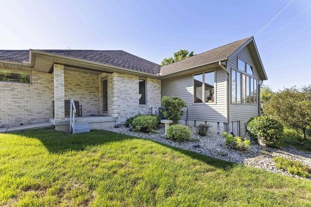1235 W Sherman Avenue, Fort Atkinson, WI 53538