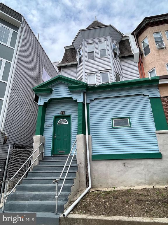 4827 BALTIMORE AVE, Philadelphia, PA 19143