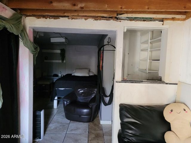 215 N 12TH Avenue, Phoenix, AZ 85007