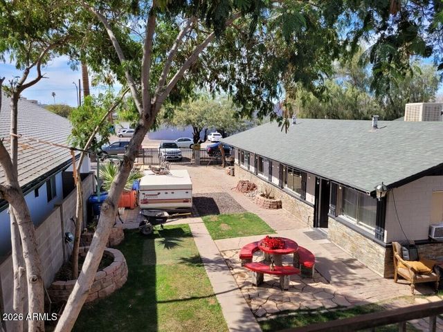 215 N 12TH Avenue, Phoenix, AZ 85007