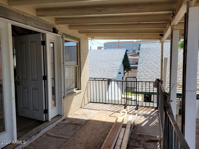 215 N 12TH Avenue, Phoenix, AZ 85007