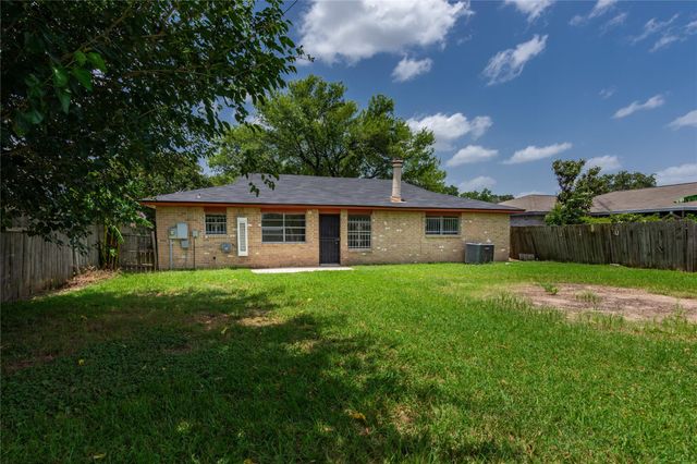 11710 Old Telegraph Road, Houston, TX 77067