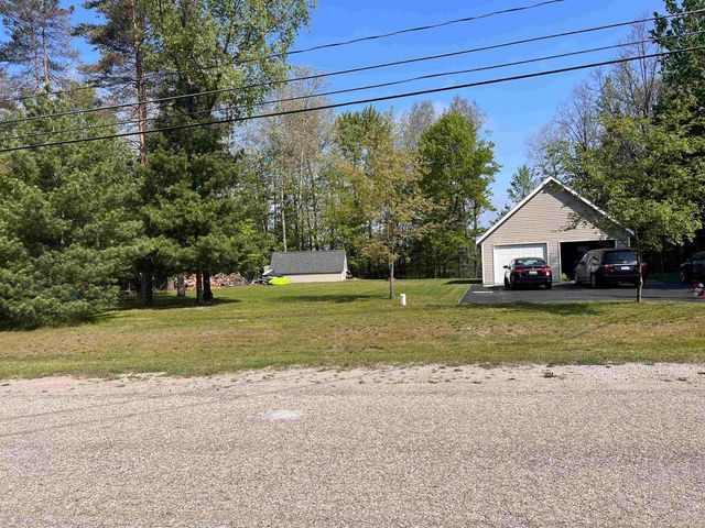 6926 S Forest Lake Drive, Alger, MI 48610