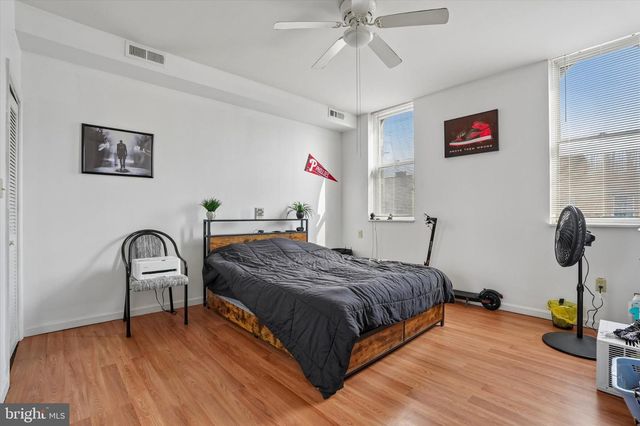 1315 W PORTER ST, Philadelphia, PA 19148