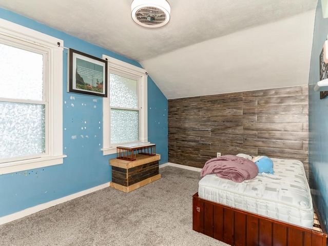 326 Glenwood Dr, Ambridge, PA 15003