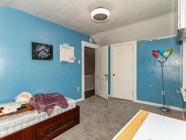 326 Glenwood Dr, Ambridge, PA 15003