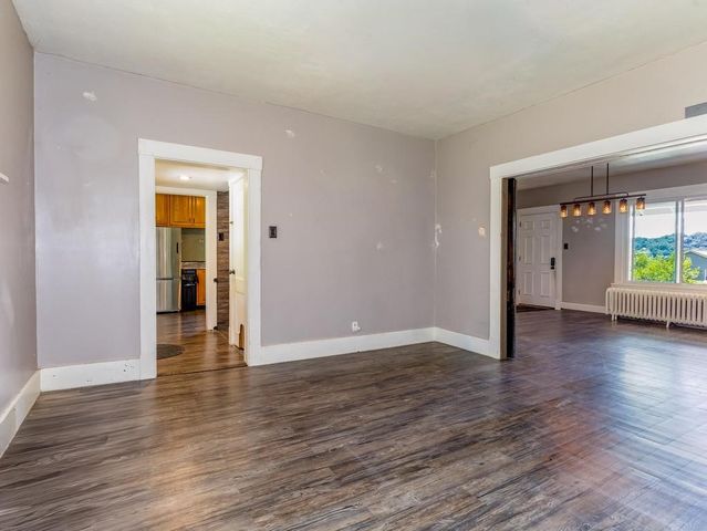 326 Glenwood Dr, Ambridge, PA 15003