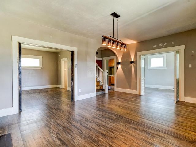 326 Glenwood Dr, Ambridge, PA 15003