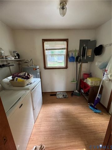 12380 Chester Dr, Disputanta, VA 23842