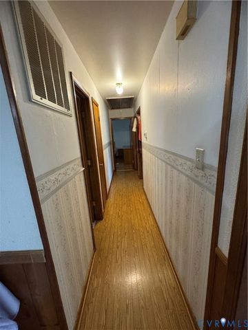 12380 Chester Dr, Disputanta, VA 23842