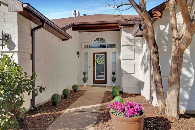 1005 Acapulco Lane, Arlington, TX 76017