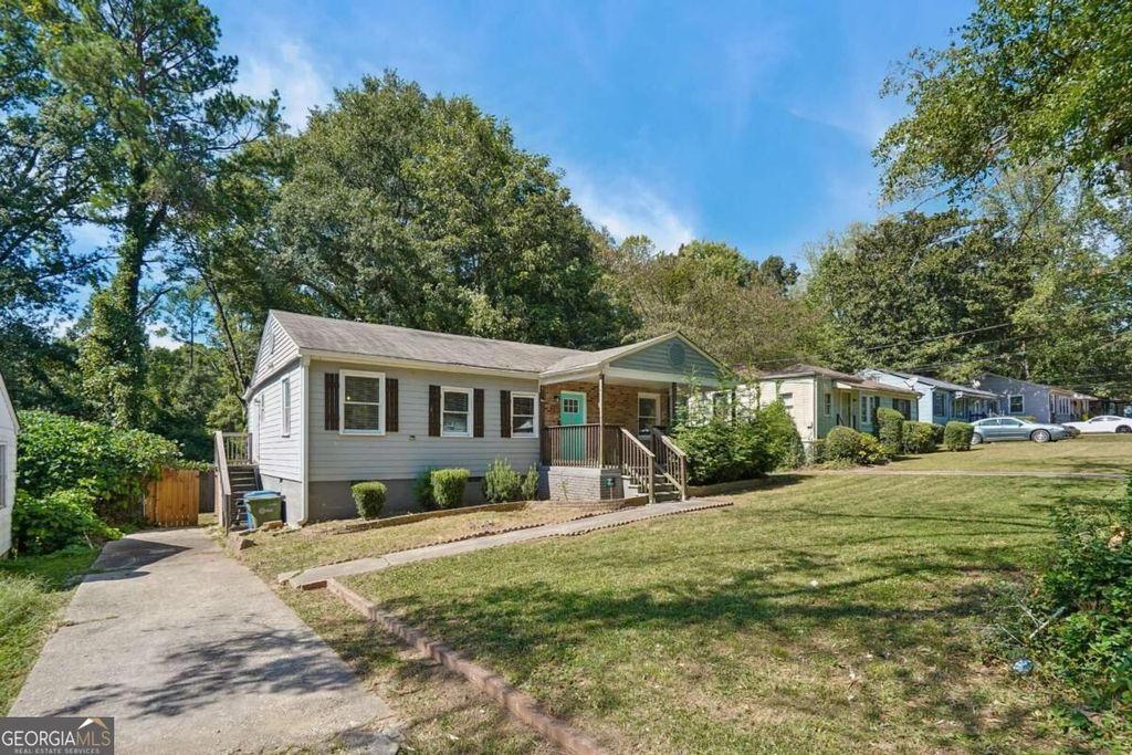 1367 Kenilworth Drive SW, Atlanta, GA 30310 — photo 2