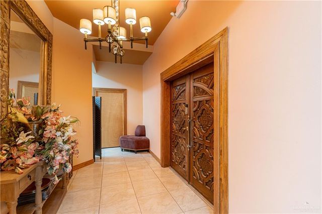 711 Alameda Street, San Juan, TX 78589