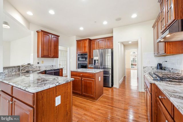 23102 SERVICEBERRY DR, Clarksburg, MD 20871