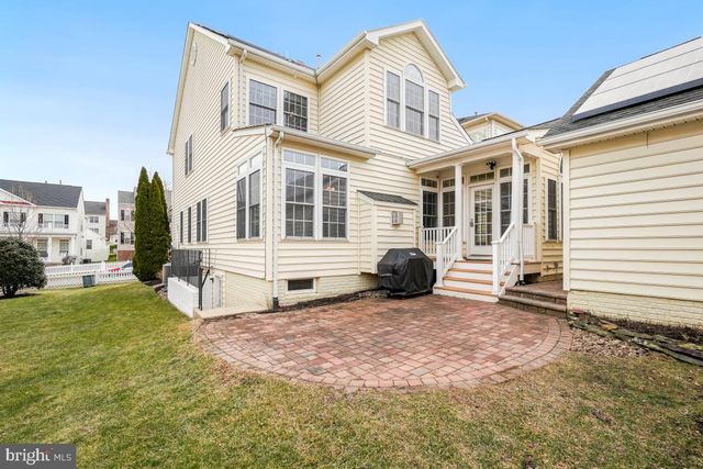 23102 SERVICEBERRY DR, Clarksburg, MD 20871