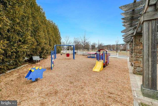 23102 SERVICEBERRY DR, Clarksburg, MD 20871