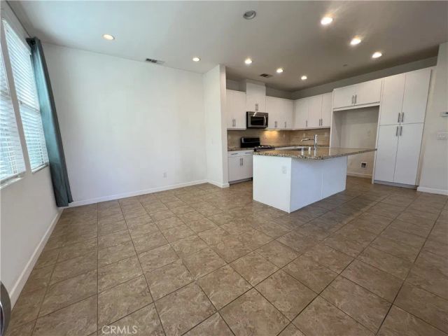102 Wild Rose, Lake Forest, CA 92630