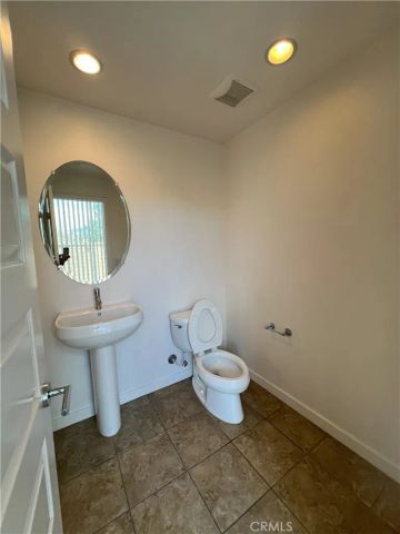 102 Wild Rose, Lake Forest, CA 92630