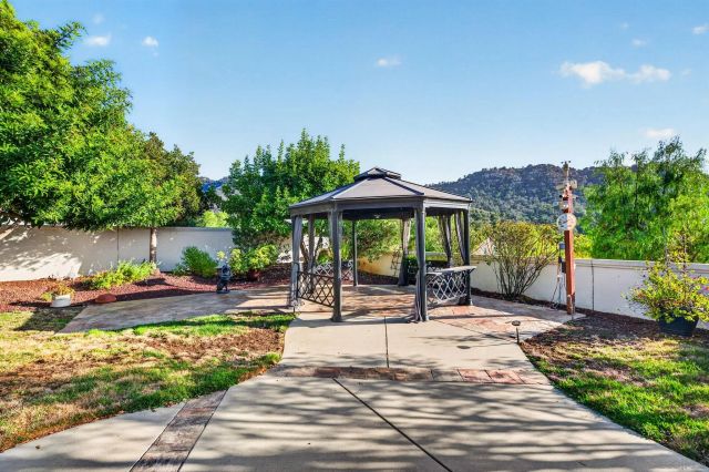 14713 Interlachen Ter, Valley Center, CA 92082