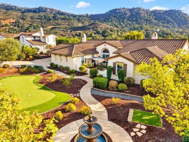 14713 Interlachen Ter, Valley Center, CA 92082