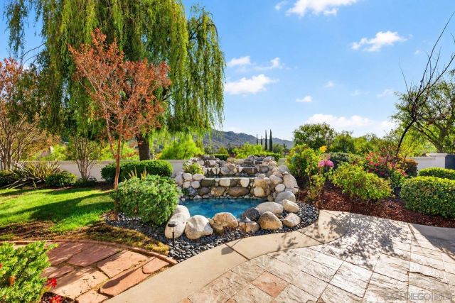14713 Interlachen Ter, Valley Center, CA 92082