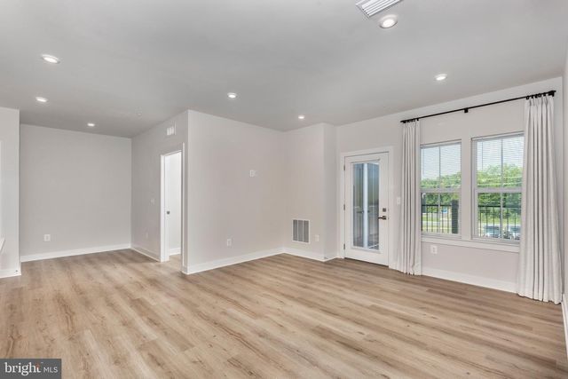 42 Liberty Rd Unit M, Sykesville, MD 21784