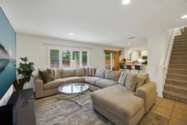 5944 Vista Santa Catarina, San Diego, CA 92154