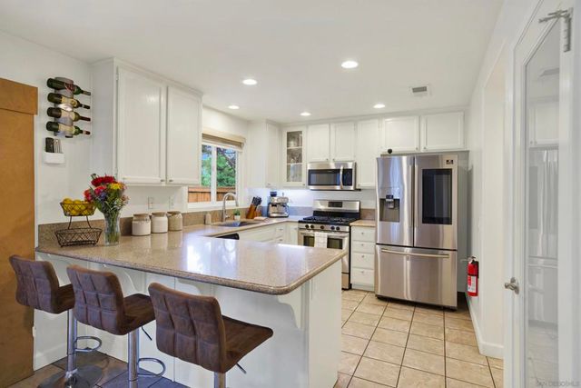 5944 Vista Santa Catarina, San Diego, CA 92154