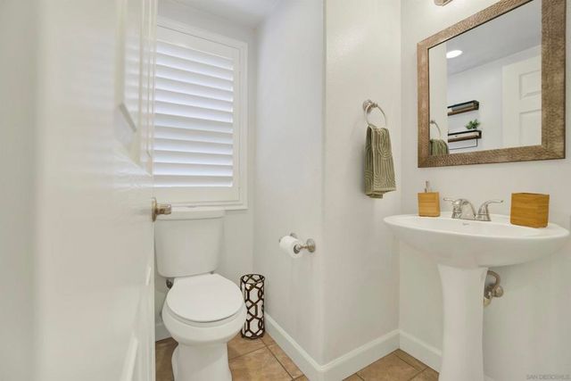 5944 Vista Santa Catarina, San Diego, CA 92154