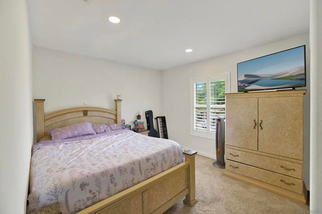 5944 Vista Santa Catarina, San Diego, CA 92154