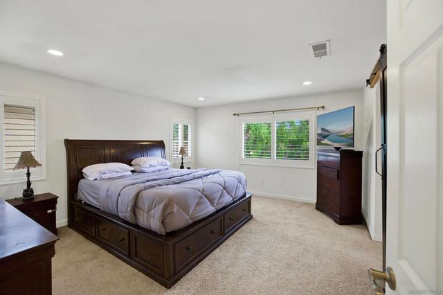 5944 Vista Santa Catarina, San Diego, CA 92154