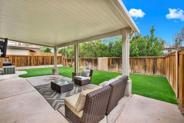 5944 Vista Santa Catarina, San Diego, CA 92154