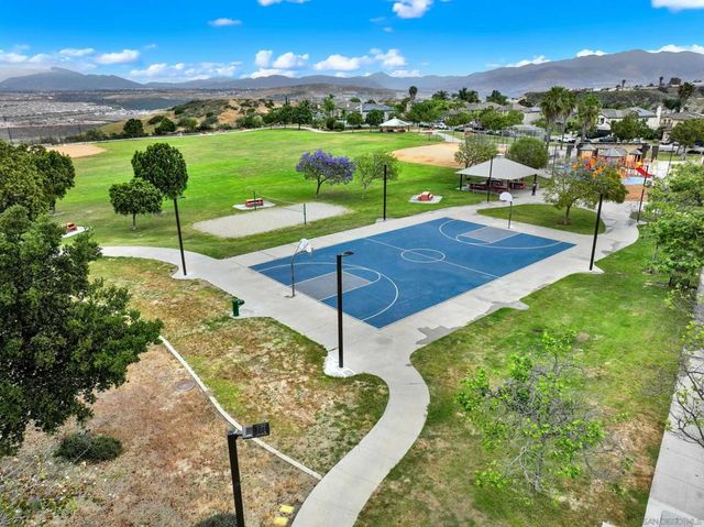 5944 Vista Santa Catarina, San Diego, CA 92154