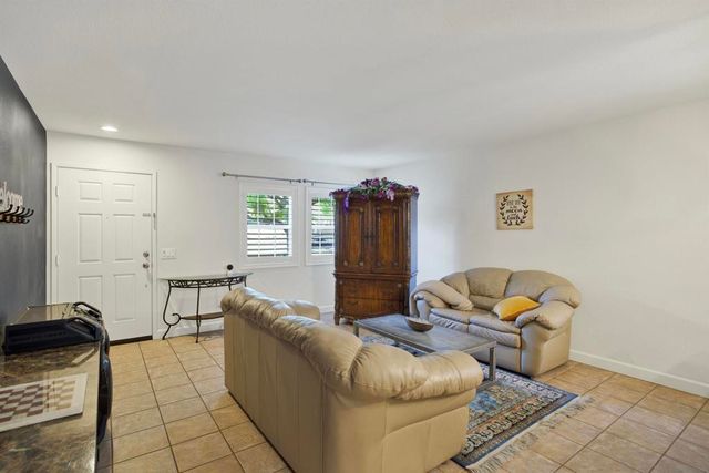 5944 Vista Santa Catarina, San Diego, CA 92154