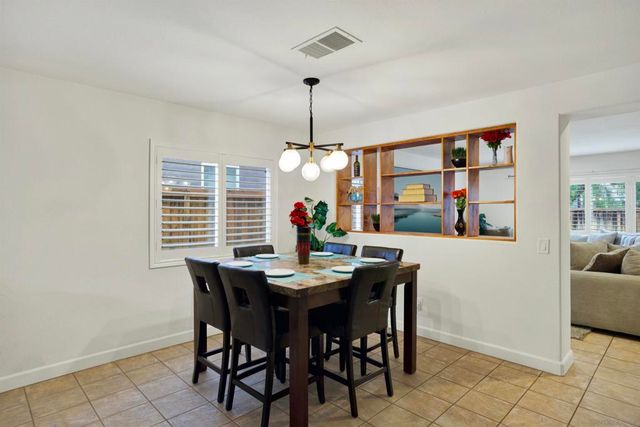 5944 Vista Santa Catarina, San Diego, CA 92154