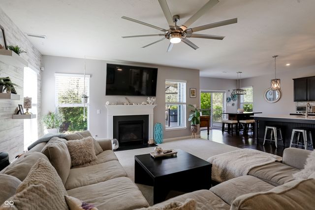 4362 Gallop Court, Bargersville, IN 46106