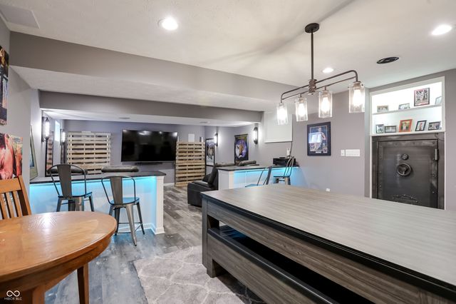 4362 Gallop Court, Bargersville, IN 46106