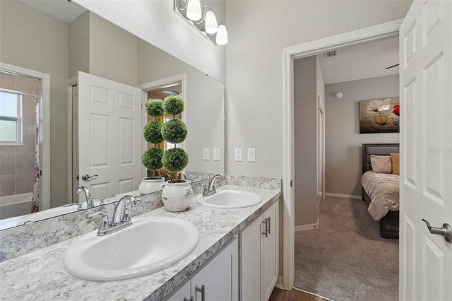1703 DAYSTAR DRIVE, Haines City, FL 33844