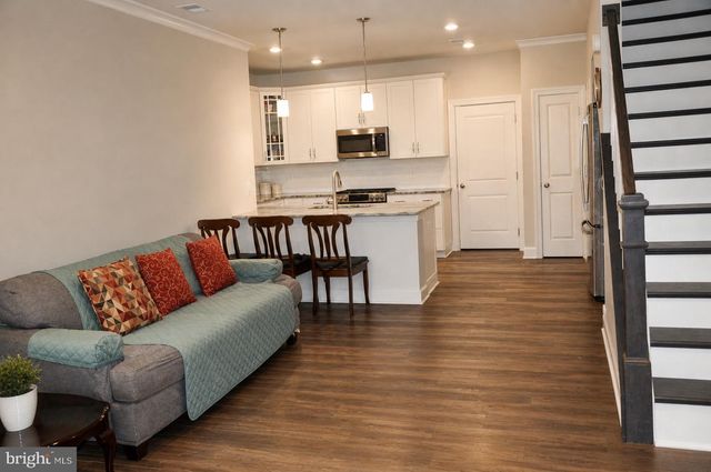 2303 STEPHANIE TESSA LN, Woodbridge, VA 22191