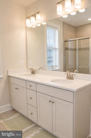 2303 STEPHANIE TESSA LN, Woodbridge, VA 22191