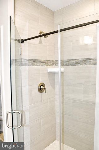 2303 STEPHANIE TESSA LN, Woodbridge, VA 22191