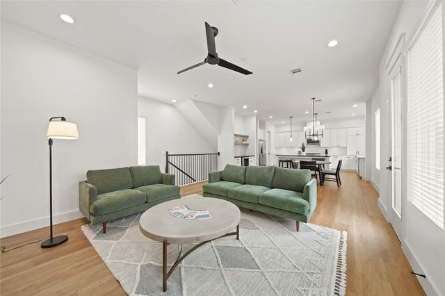 2510 Gray Street, Houston, TX 77003