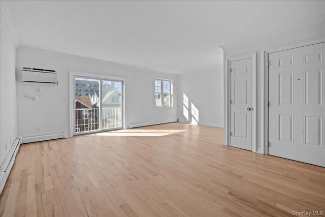 126 Beach 92nd Street 3C, Far Rockaway, NY 11693