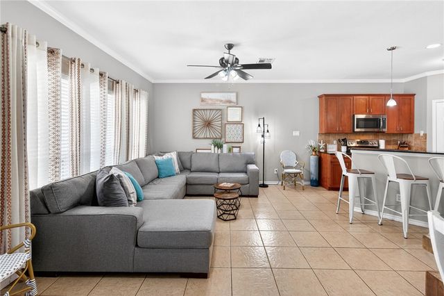 14878 Granada Dr 201, Corpus Christi, TX 78418