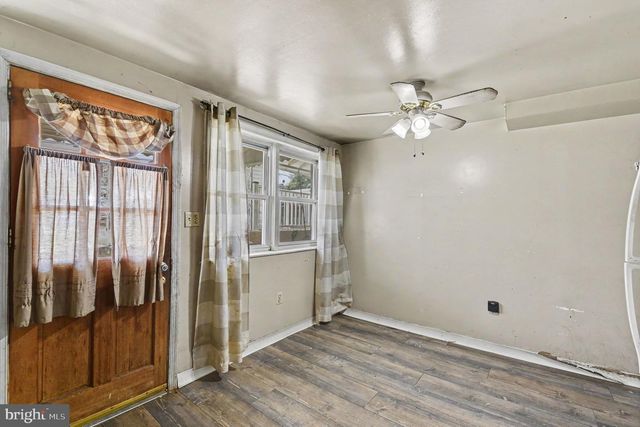 8133 GRAY HAVEN, Dundalk, MD 21222