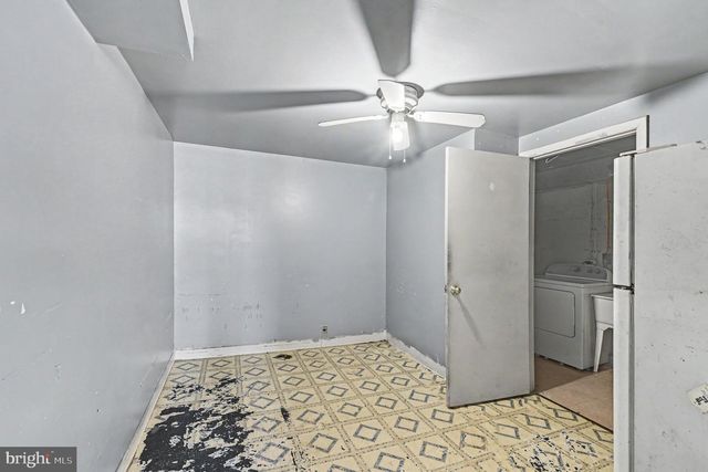 8133 GRAY HAVEN, Dundalk, MD 21222