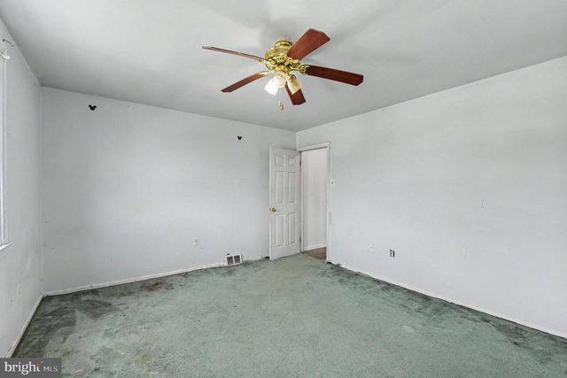 8133 GRAY HAVEN, Dundalk, MD 21222