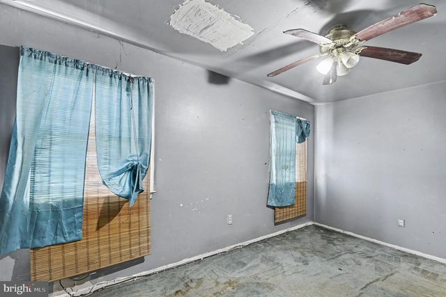 8133 GRAY HAVEN, Dundalk, MD 21222