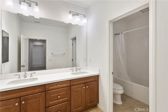 68 Bloomington, Irvine, CA 92620