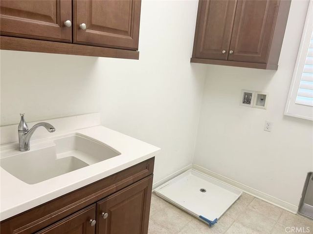 68 Bloomington, Irvine, CA 92620